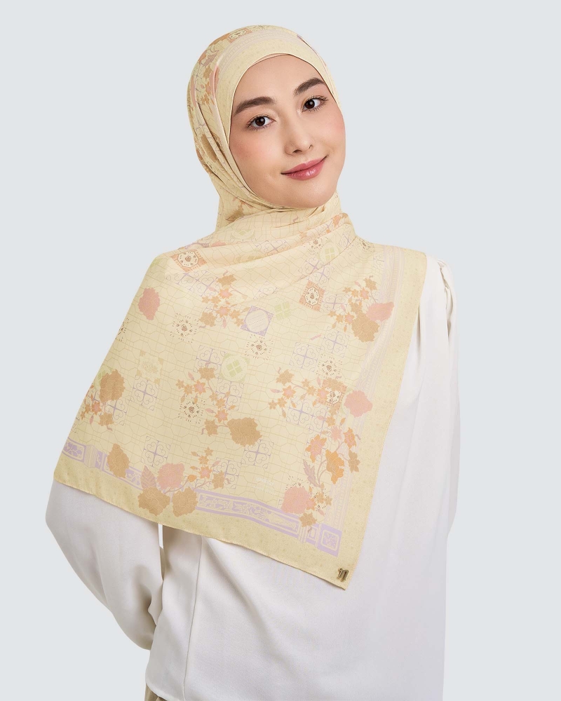 Image of NAELOFAR X INSIDE SCOOP SHAWL - JAGUNG MANIS