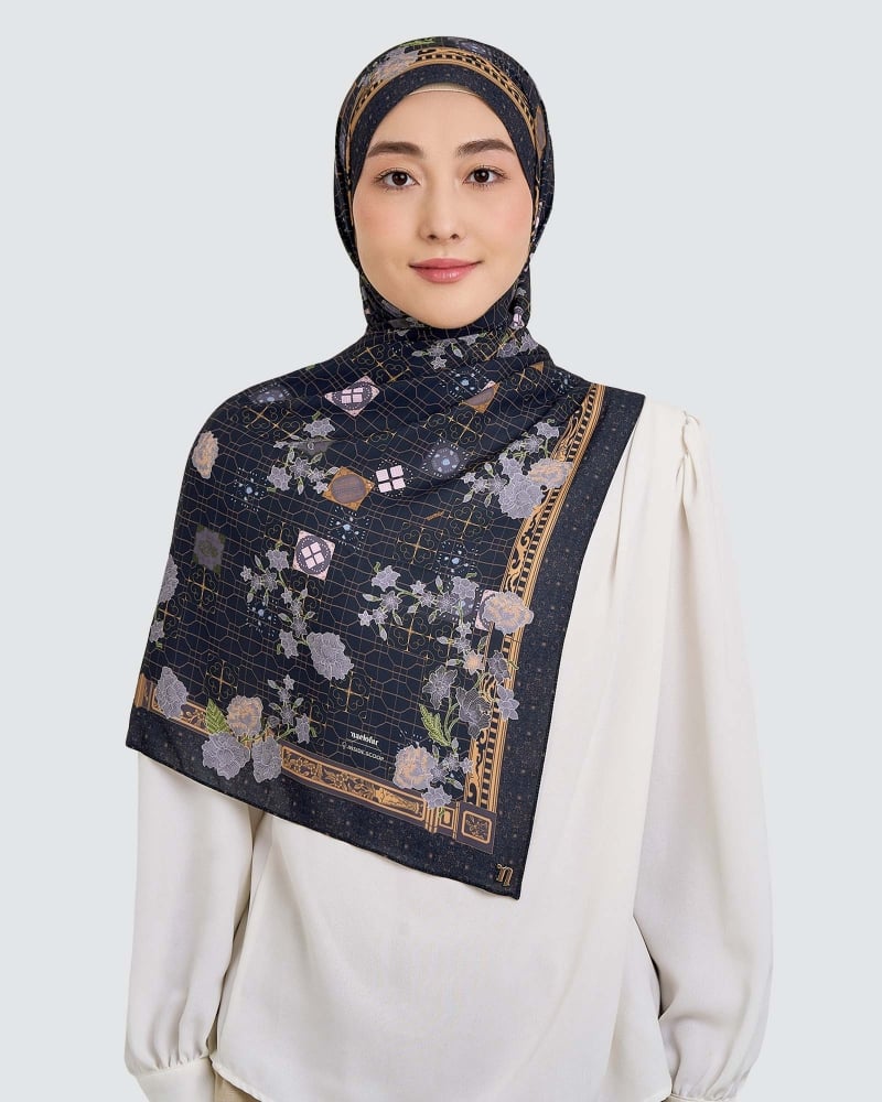 Image of NAELOFAR X INSIDE SCOOP SHAWL - TIFFIN NYONYA