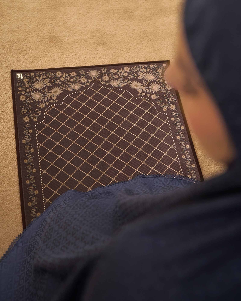 Image of NASIM MINI SEJADAH - BROWN