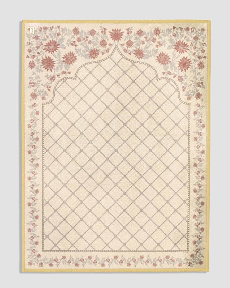 Image of NASIM MINI SEJADAH - CREAM