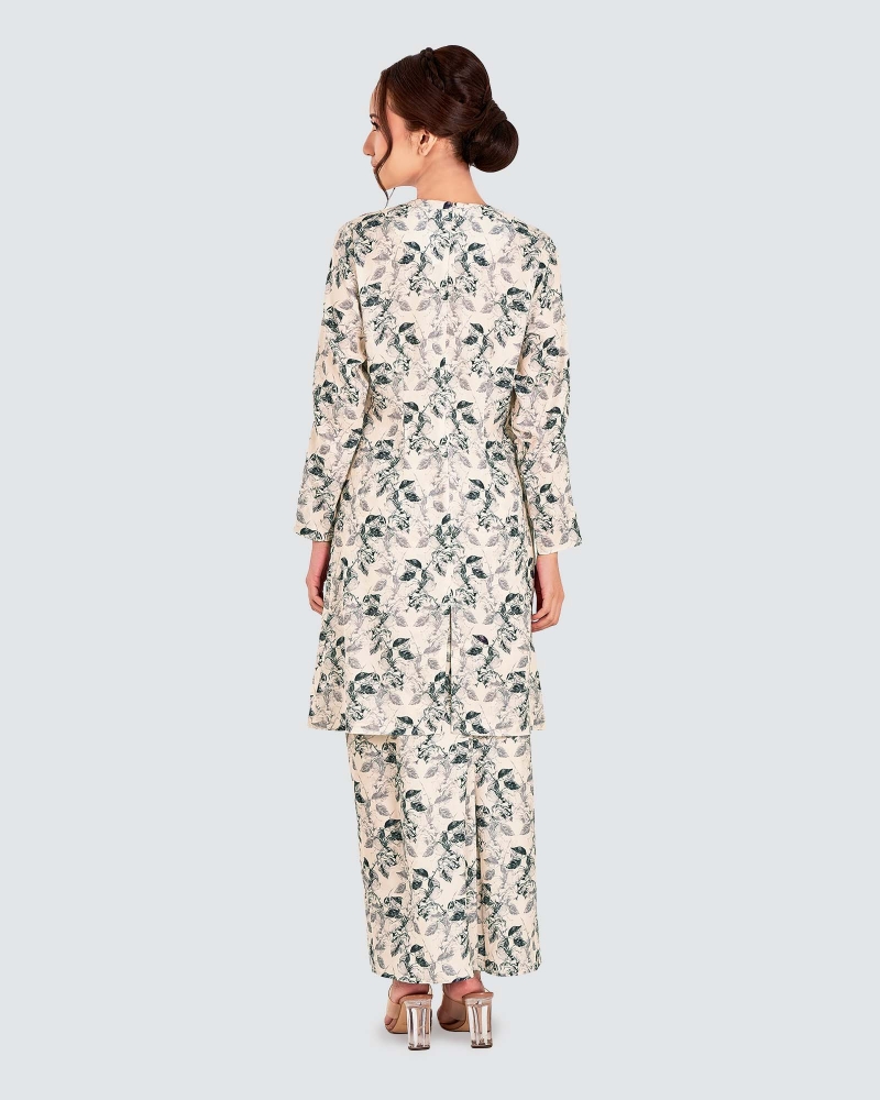 Image of NILAMSARI KURUNG SET - OPAL