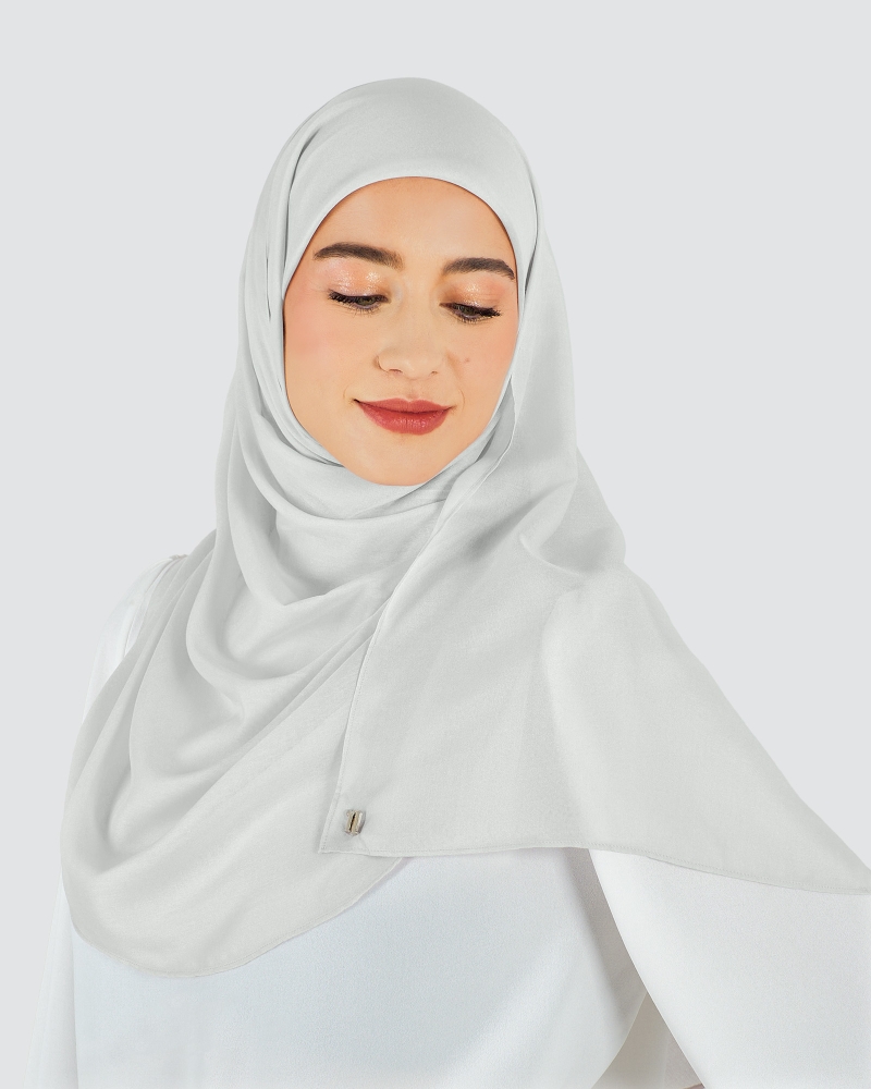 Image of NITA BAWAL SHAWL - SILVER