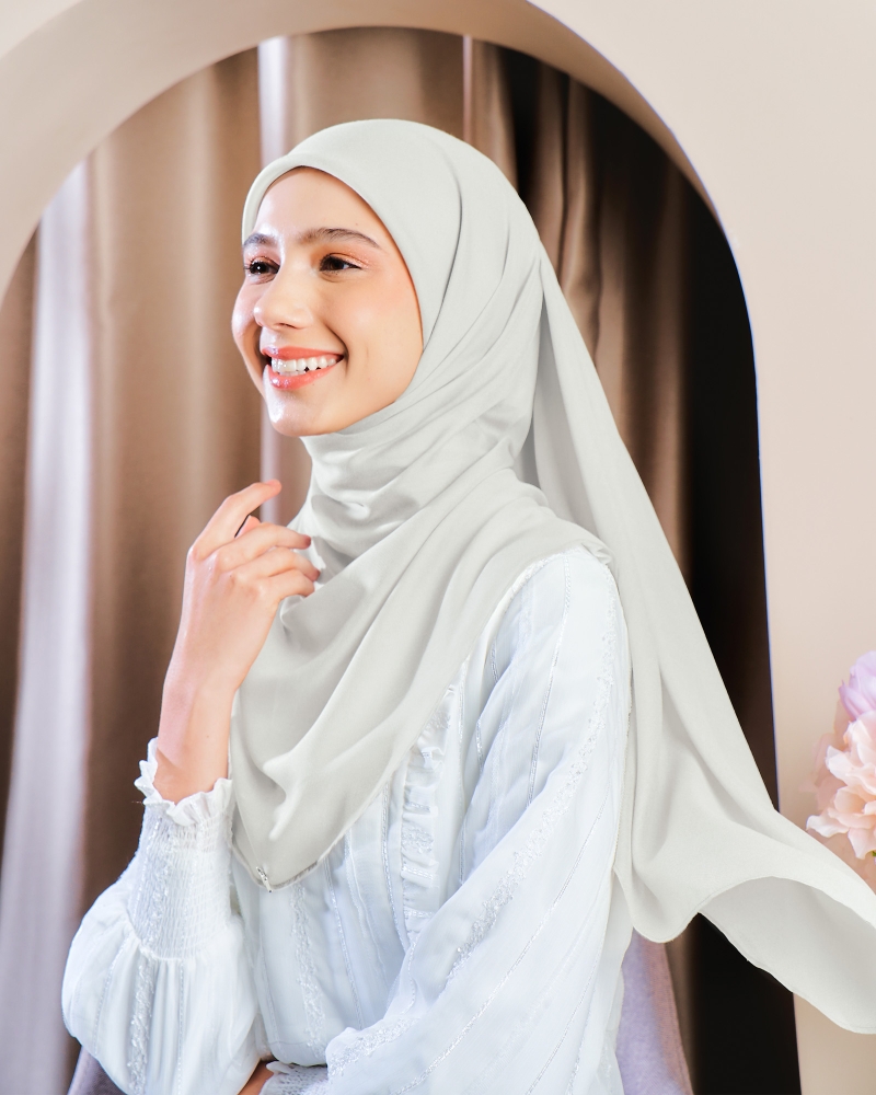 Image of NITA BAWAL SHAWL - SILVER