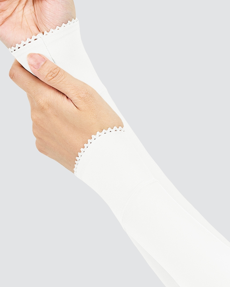 Image of NWEAR AYLA HANDSOCKS - WHITE