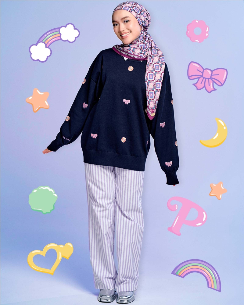 Image of POLLY POCKET X NAELOFAR BOW JUMPER - BLUE WINK