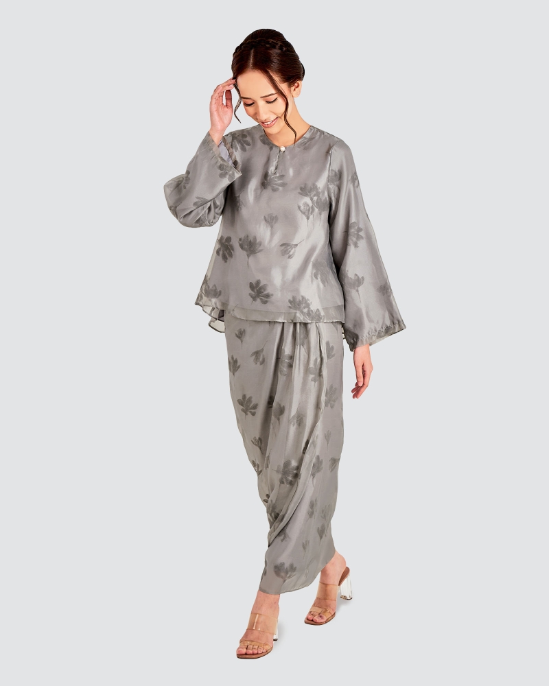 Image of PUTERI KURUNG SET - GREY VIOLET