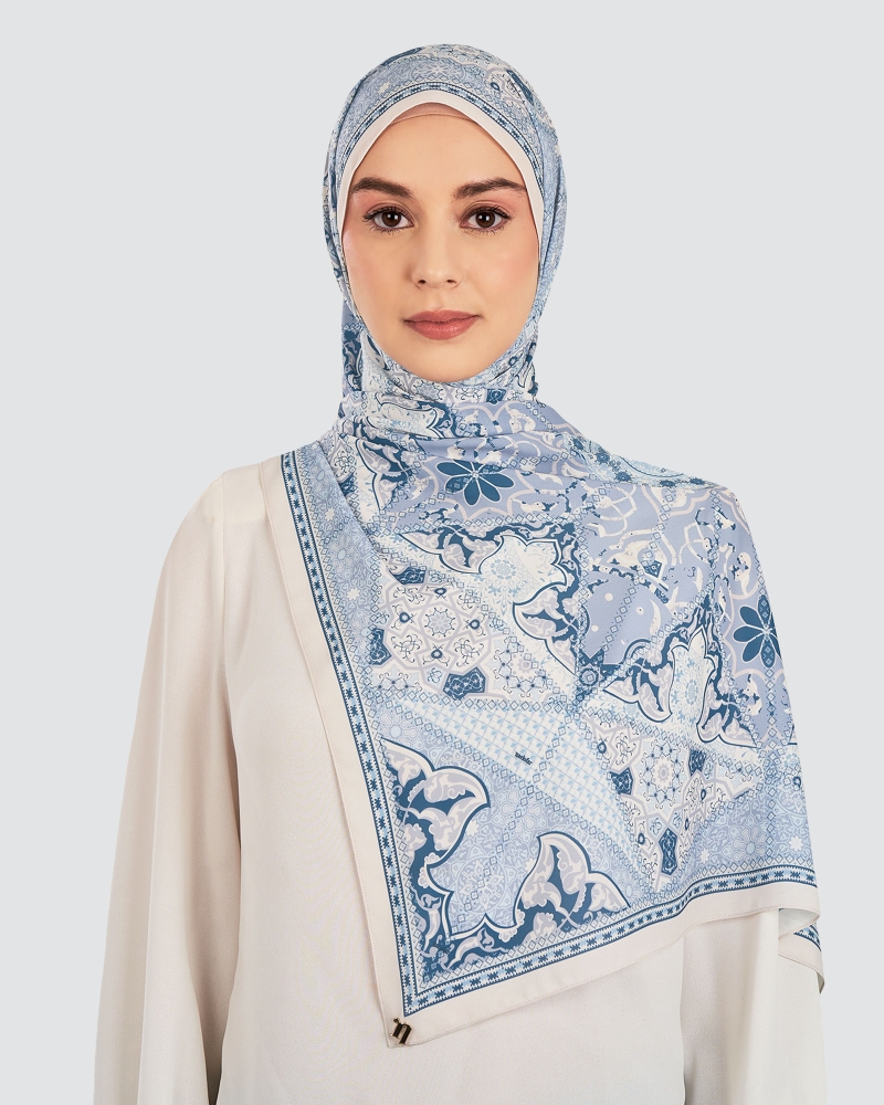 Image of QUBA CHIFFON SHAWL - AQSA