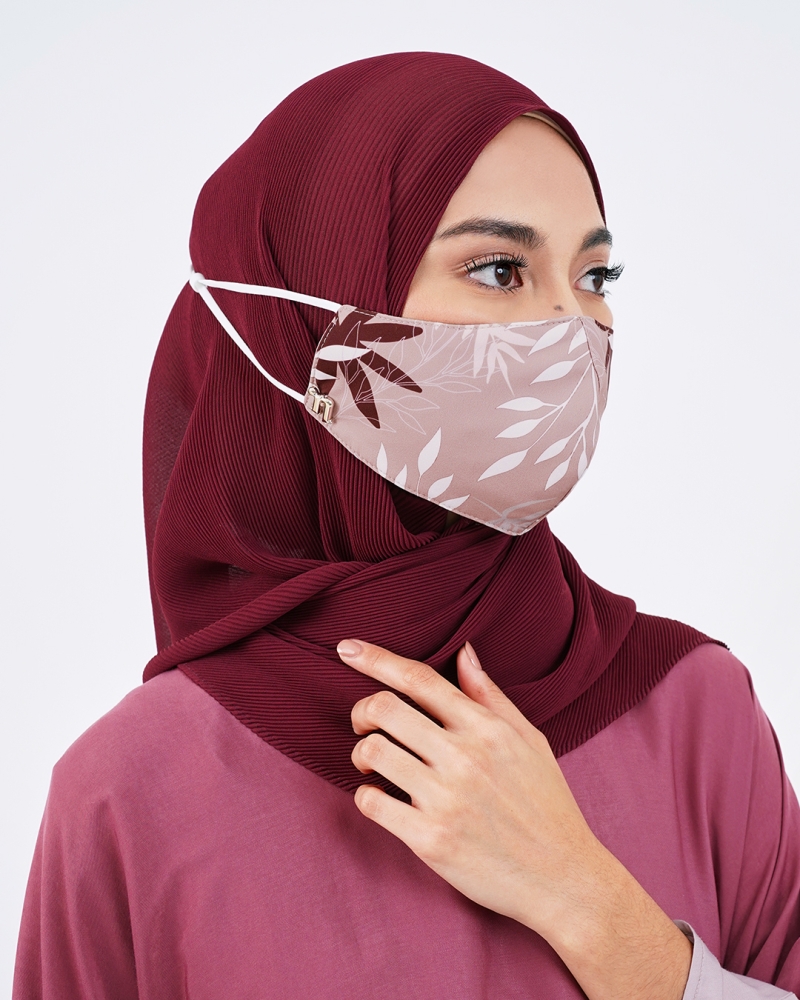 RESORT 3-PLY FACE MASK - ADJUSTABLE STRAP - ROSY BROWN	