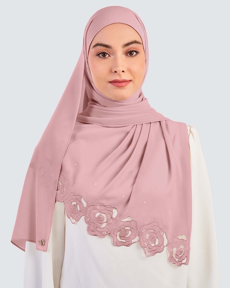 ROSE EMBROIDERED CRYSTAL SHAWL - ROSE QUARTZ