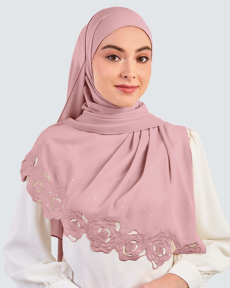 Image of ROSE EMBROIDERED CRYSTAL SHAWL - ROSE QUARTZ