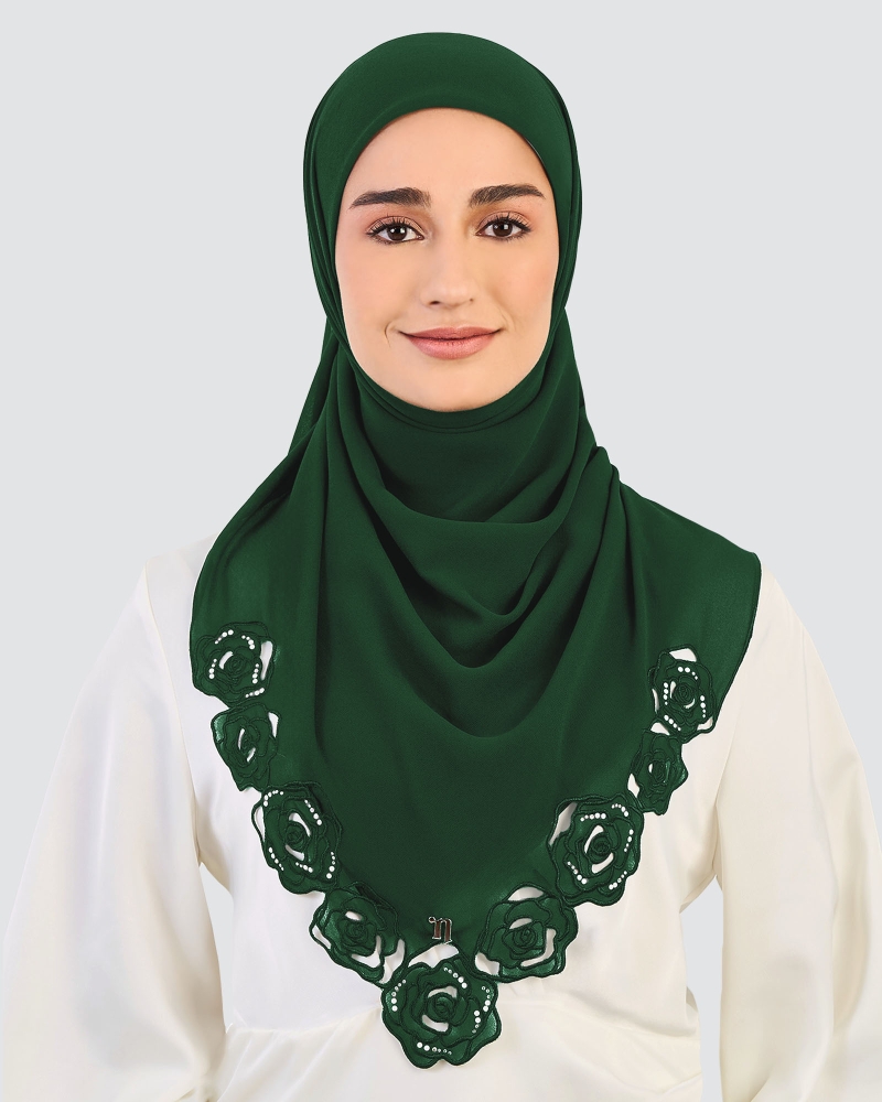Image of ROSE EMBROIDERED CRYSTAL SQUARE - EMERALD