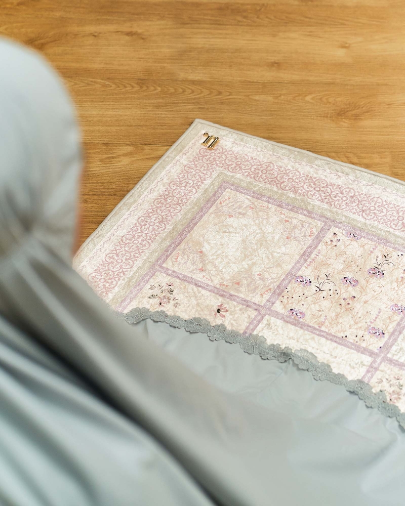 Image of SAFAR SEJADAH - PETUNIA