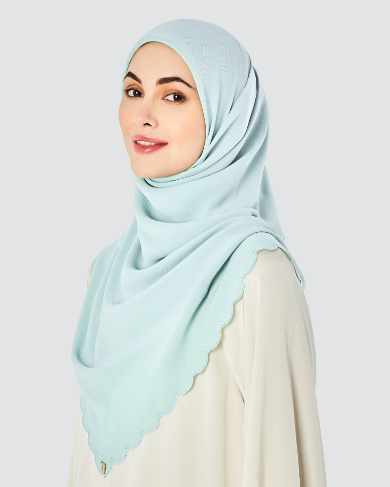 SALOMA EMBROIDERED TEXTURED SQUARE - SKY