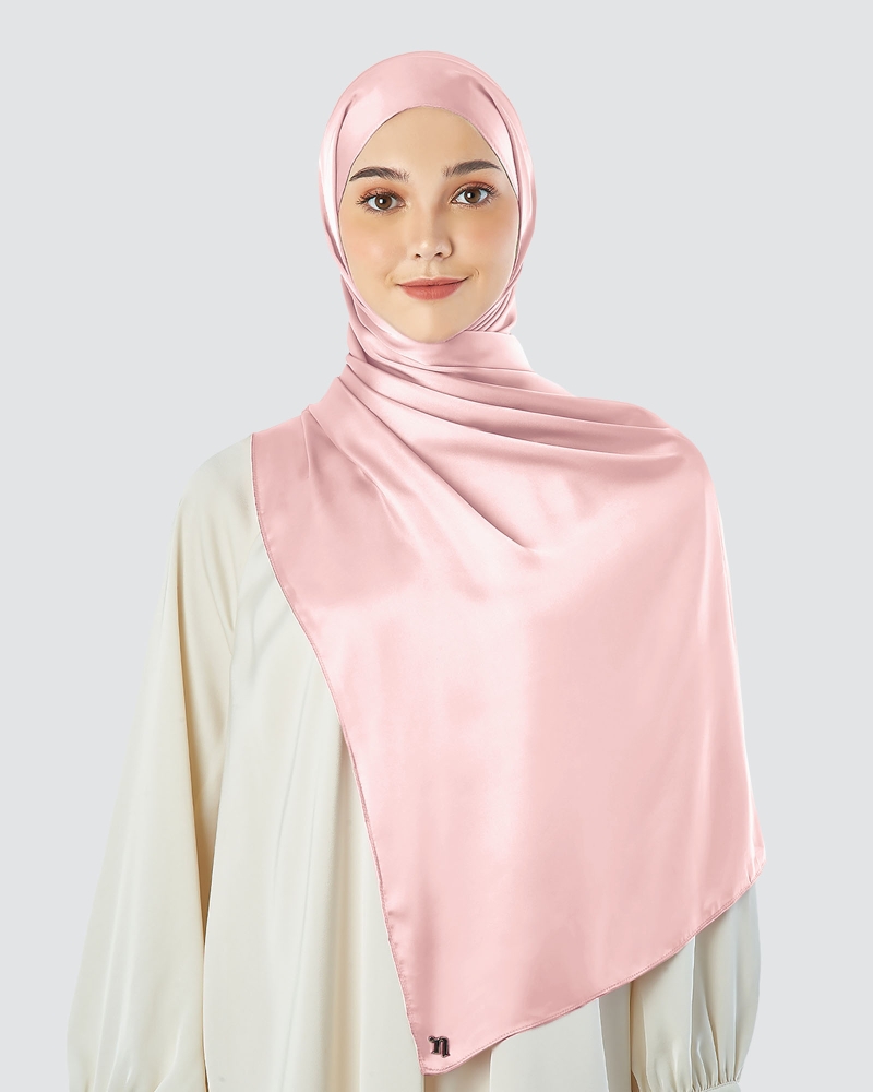 Image of SATIN SHAWL - BABY PINK