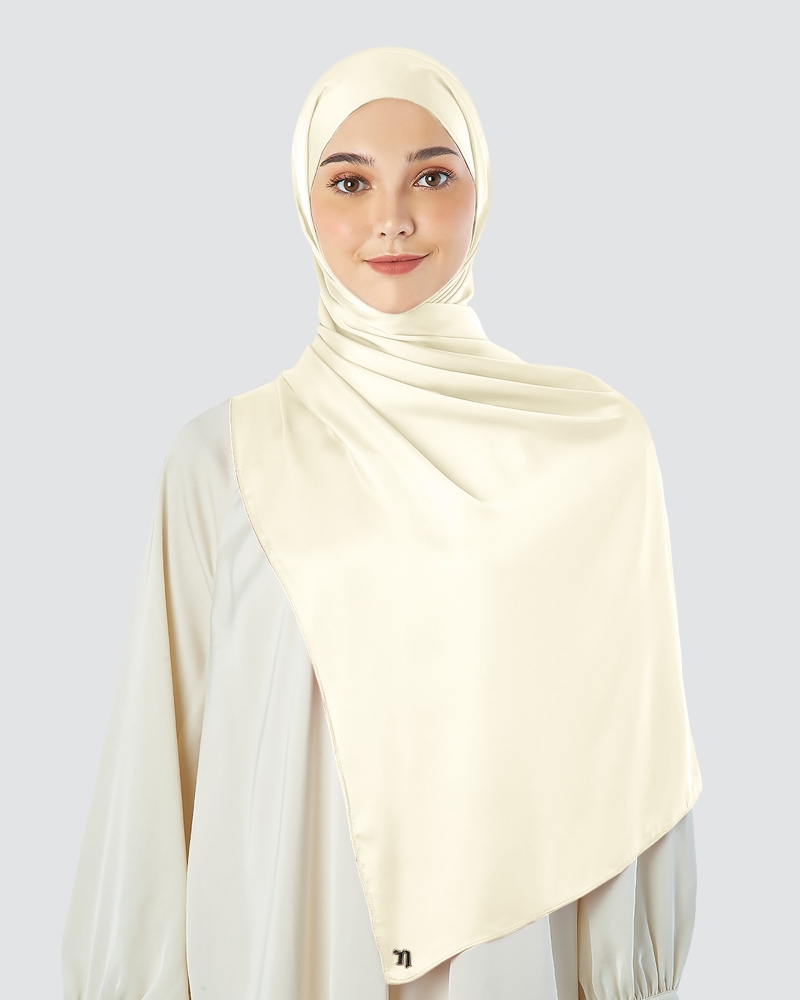 Image of SATIN SHAWL - SNOW