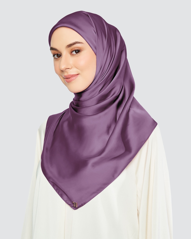 Image of SATIN SQUARE - PURPLE