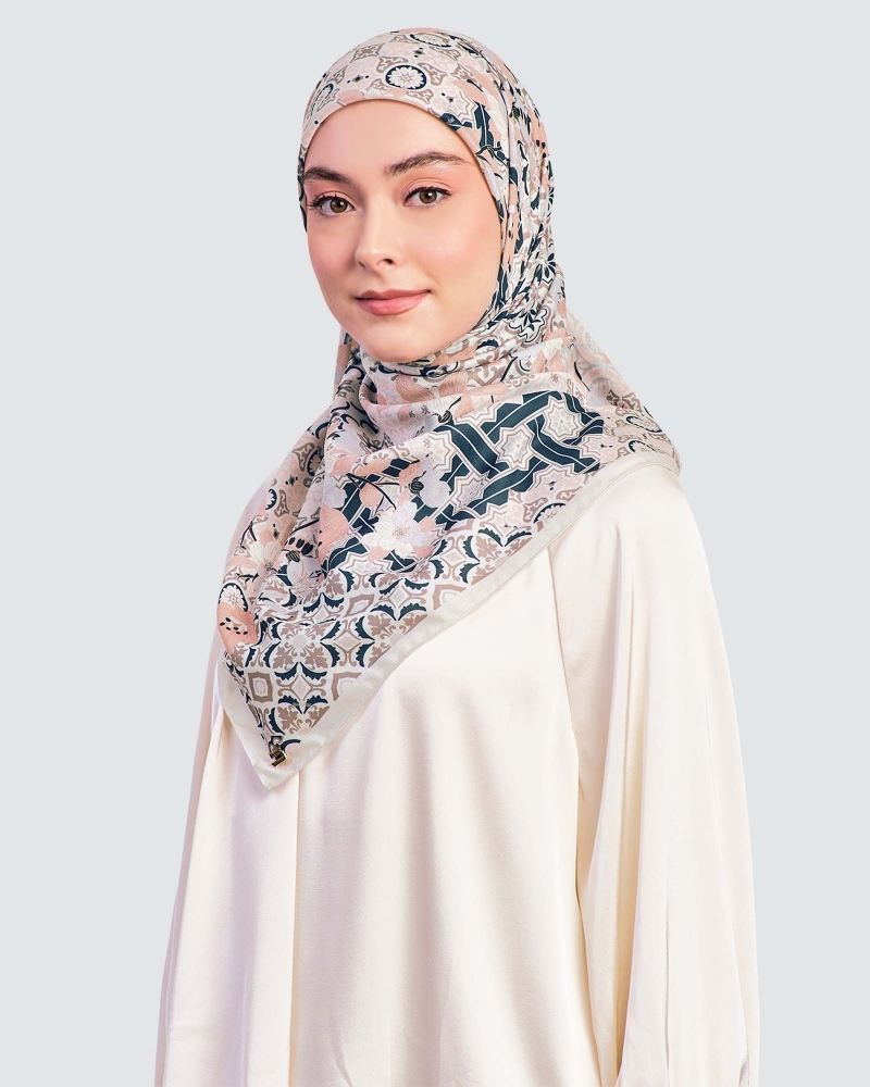 Image of SENI COTTON VOILE SQUARE - MUTIARA