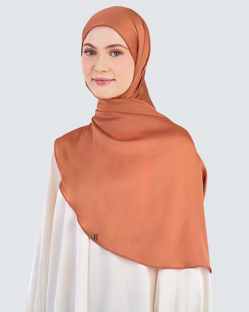 Image of WAFFLE CHIFFON SHAWL - GRAPEFRUIT