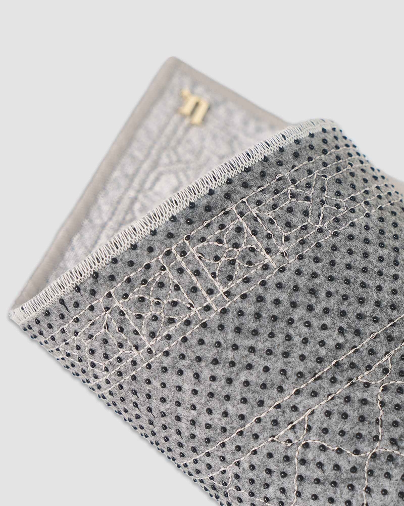 Image of YARA MINI SEJADAH - PEBBLE