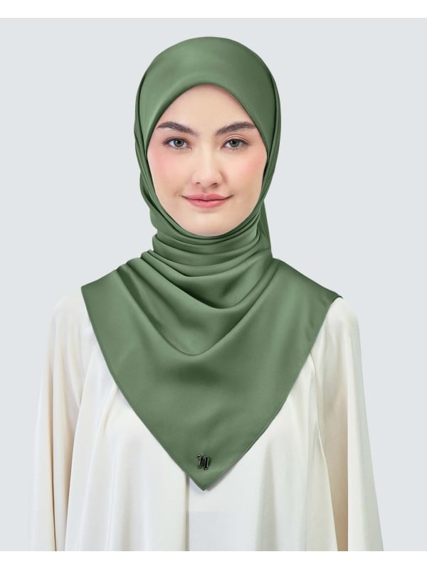 AMAYA SATIN SQUARE - DUSTY OLIVE