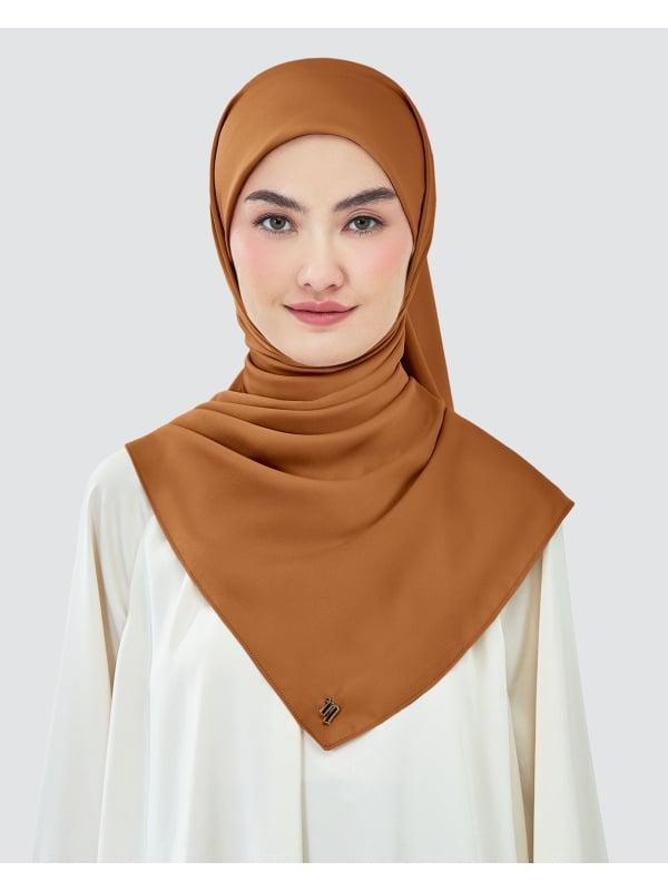 AMAYA SATIN SQUARE - GLAZED GINGER