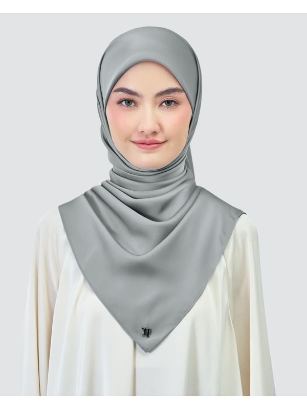 AMAYA SATIN SQUARE - SILVER FILIGREE