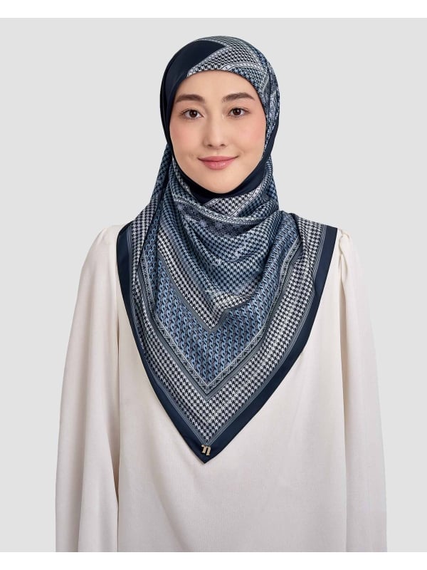 ANKA MATTE SATIN SQUARE - MOROCCAN BLUE