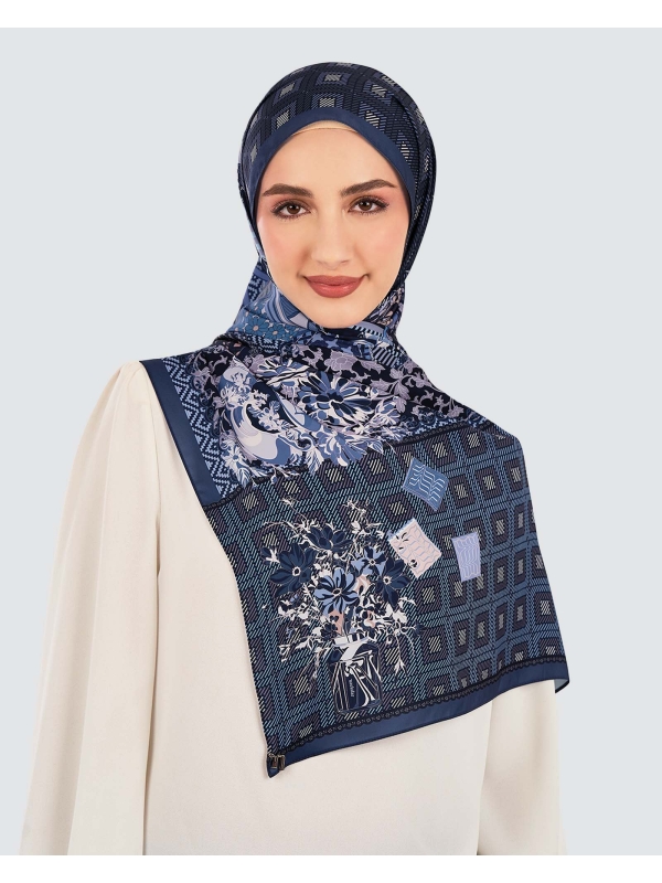 JAMUAN MATTE SATIN SHAWL - BUNGA TELANG