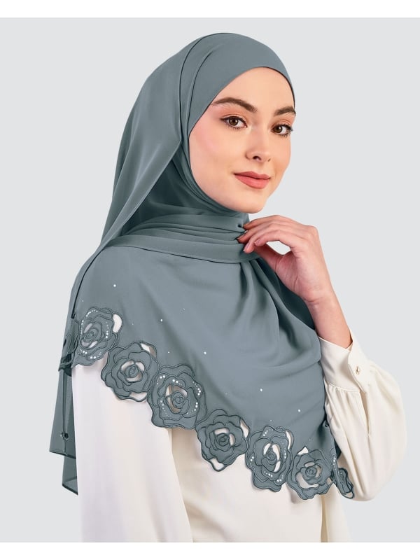 ROSE EMBROIDERED CRYSTAL SHAWL - WAVE