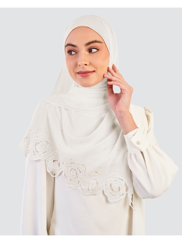 ROSE EMBROIDERED CRYSTAL SHAWL - WHITE