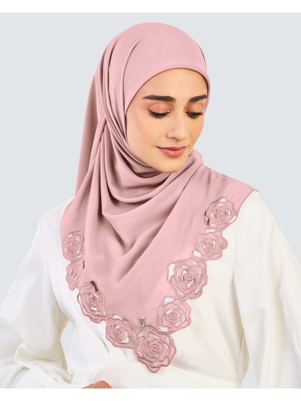 ROSE EMBROIDERED CRYSTAL SQUARE - ROSE QUARTZ