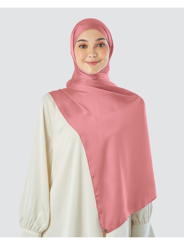 SATIN SHAWL - BLUSH
