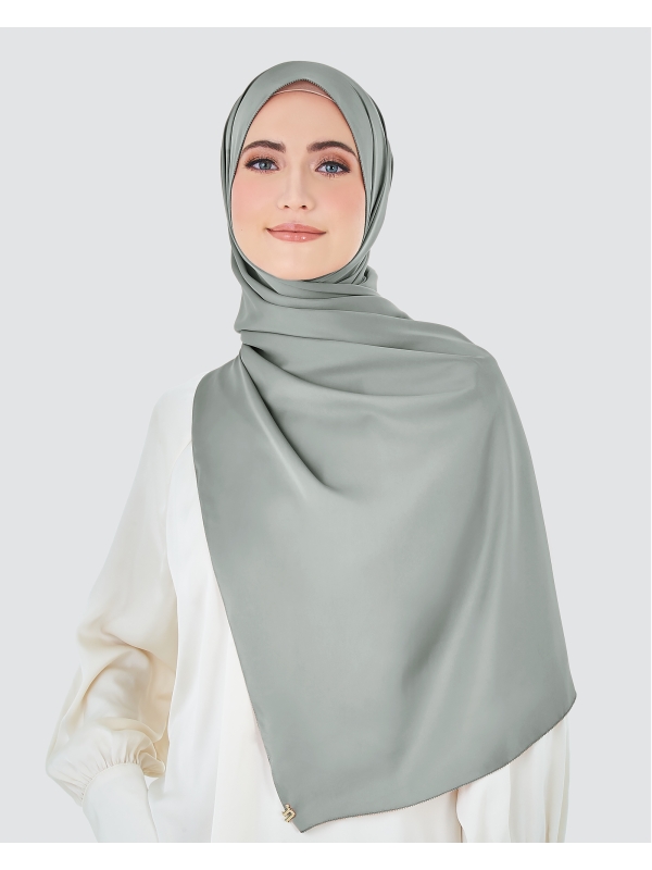 EILA SATIN SHAWL - SMOKEY GREY