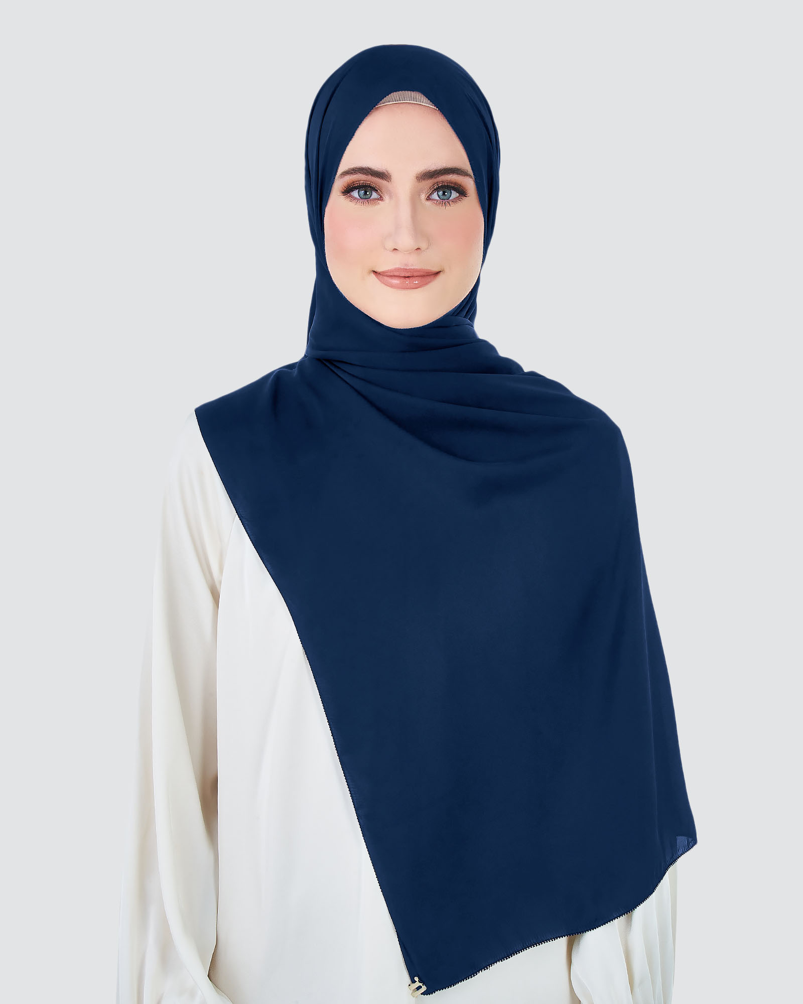 EILA SATIN SHAWL SAILOR BLUE