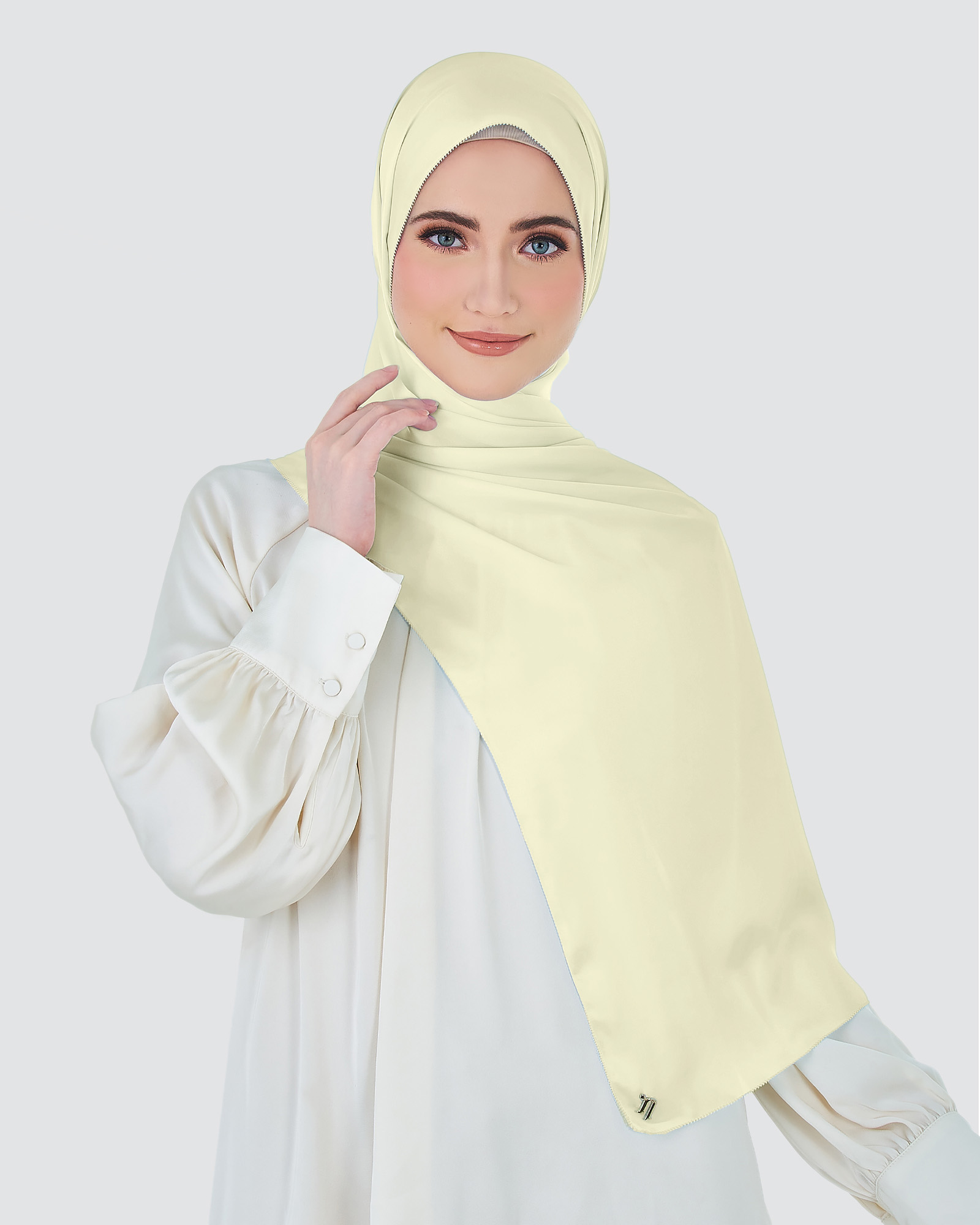 naelofar semi instant shawl