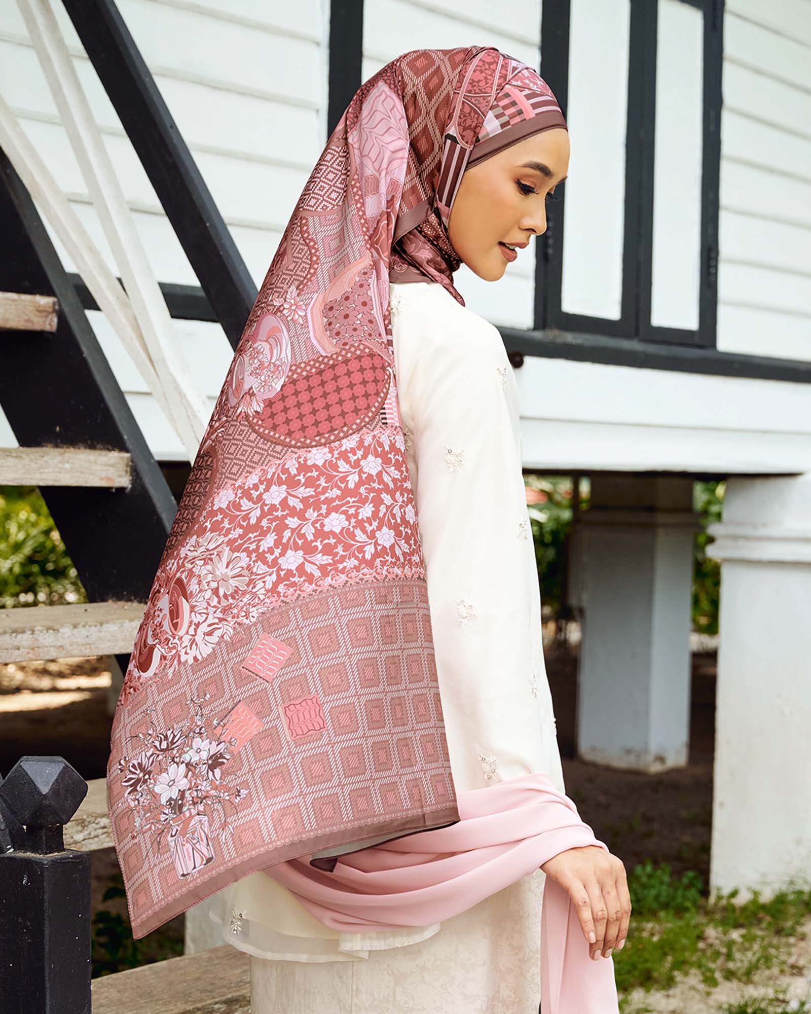 JAMUAN MATTE SATIN SHAWL SIRAP BANDUNG