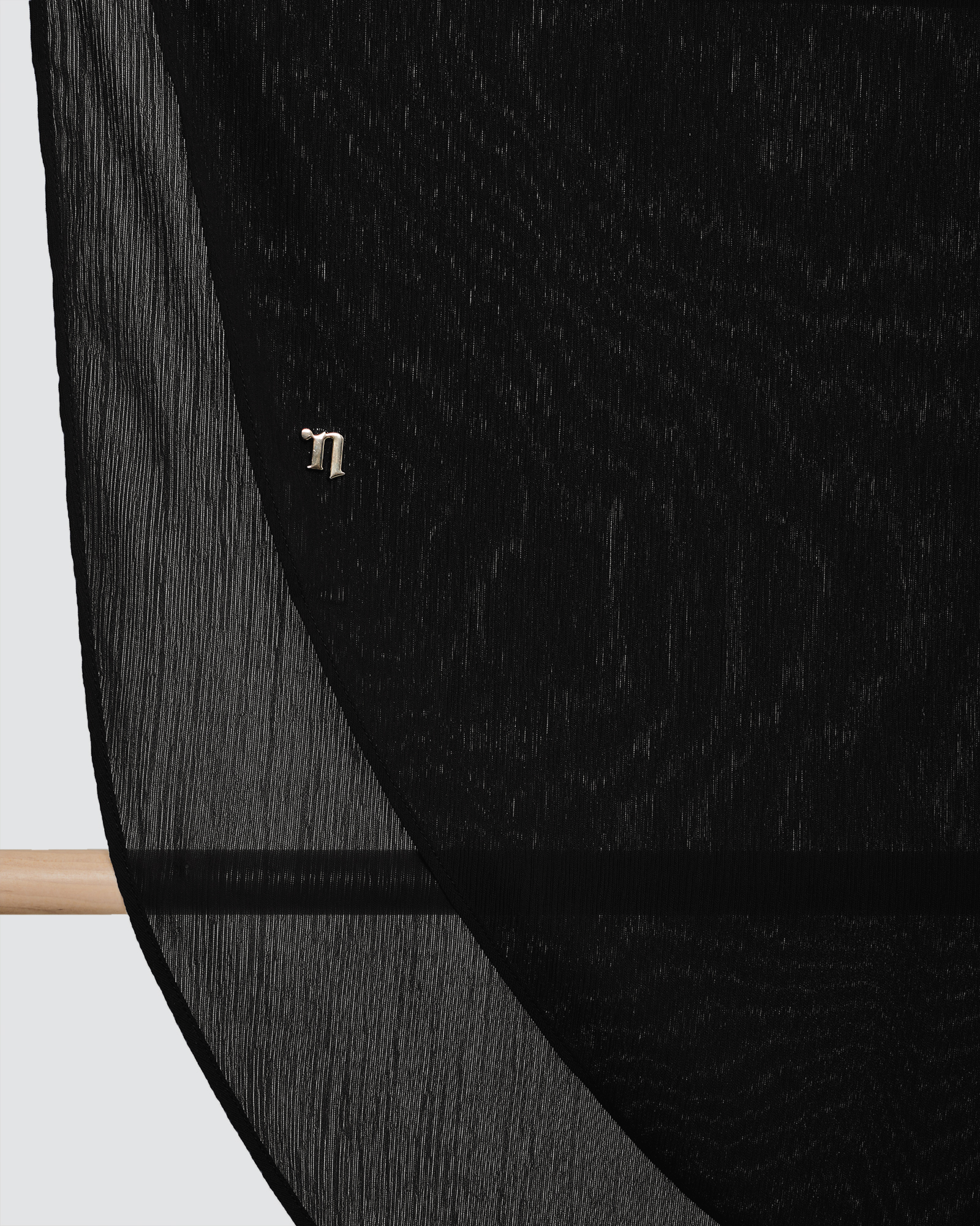 naelofar linia shawl