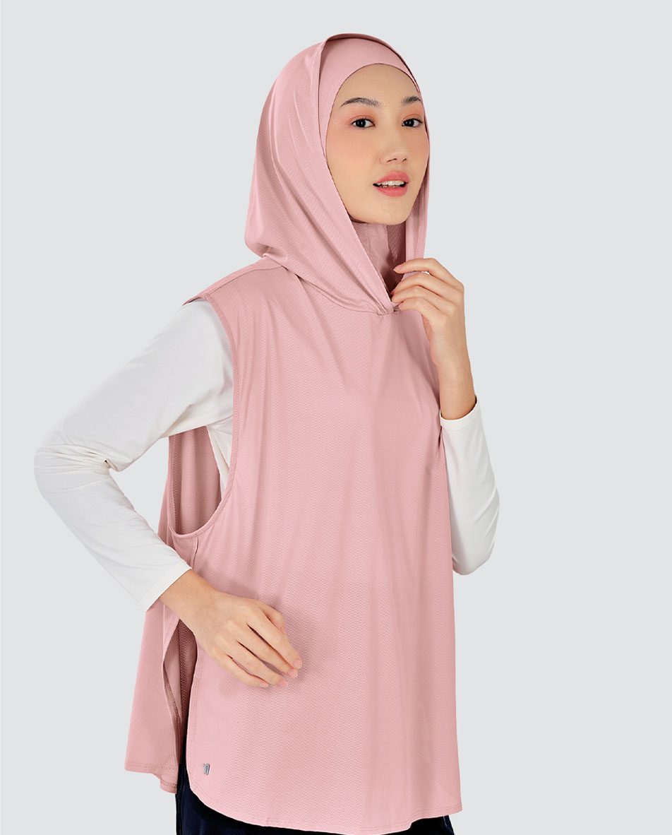 https://my.naelofar.com/pub/media/catalog/product/n/p/npower_hoodie_vest_hijab_maxi_-_rosewater_4.jpg