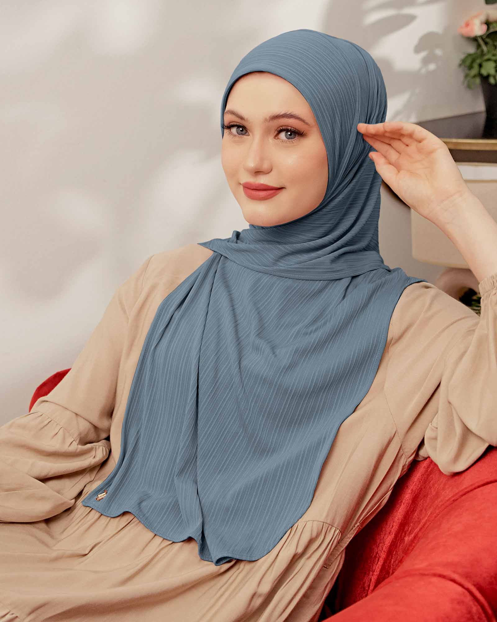 naelofar glow semi instant shawl