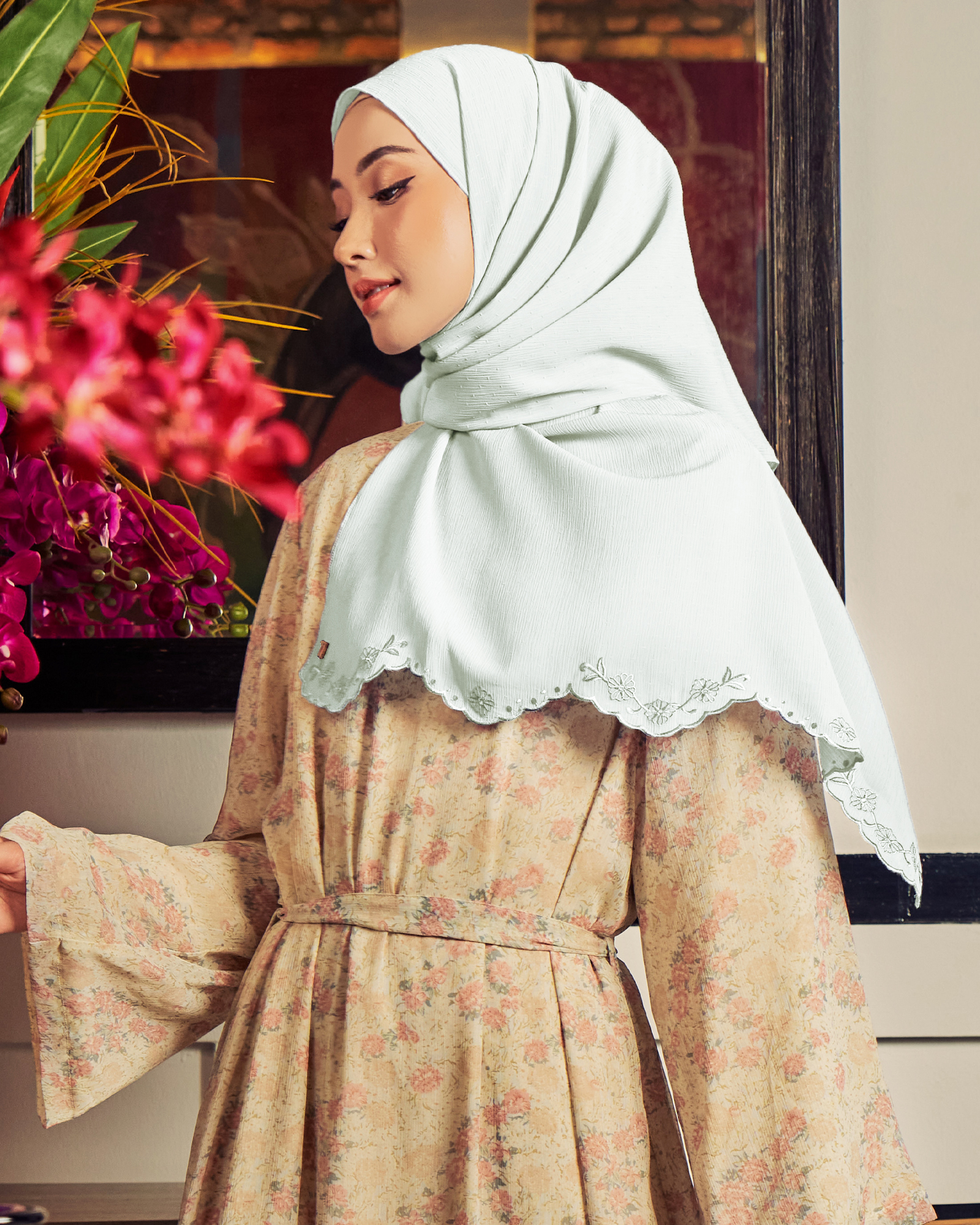 gleema shawl naelofar